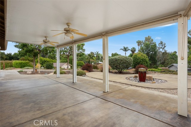 1103 Mcdonald Meadows, Fallbrook CA: https://media.crmls.org/medias/6ad2af29-0f57-4e6e-9c1c-3386469927e2.jpg