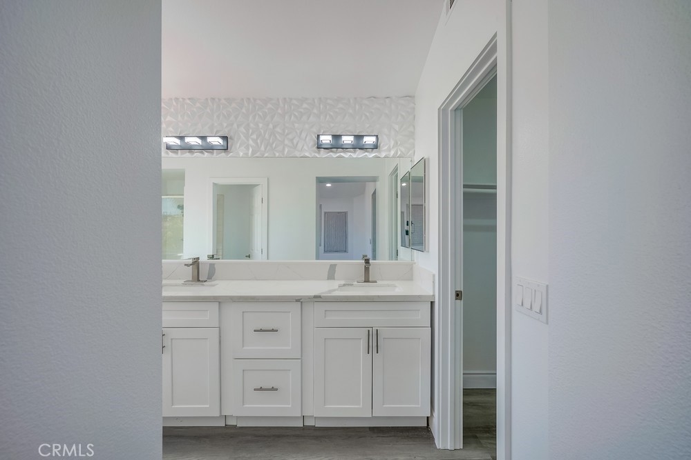 MLS #DW24248529 img 4