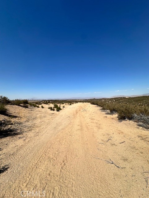5071 Mc Conneny Road, Hesperia CA: https://media.crmls.org/medias/6ad337a2-3b41-44a2-a3e8-0842176bf1cc.jpg