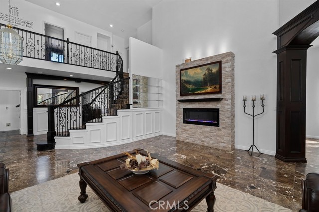 Detail Gallery Image 7 of 69 For 922 Armata Dr, Corona,  CA 92881 - 5 Beds | 4/1 Baths