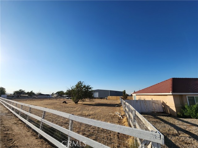 Detail Gallery Image 13 of 56 For 9322 Candlelight St, Apple Valley,  CA 92308 - 4 Beds | 3 Baths