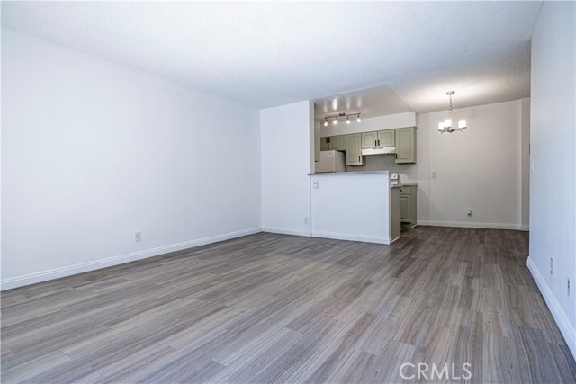 20234 Cantara Street, Winnetka CA: https://media.crmls.org/medias/6ad4e1e9-b167-438b-aa84-d8b9ed215058.jpg
