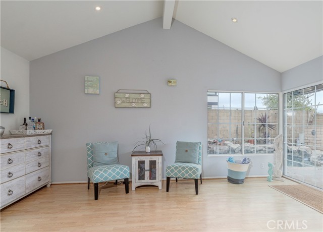 Detail Gallery Image 9 of 43 For 18250 Devonwood Cir, Fountain Valley,  CA 92708 - 3 Beds | 2 Baths