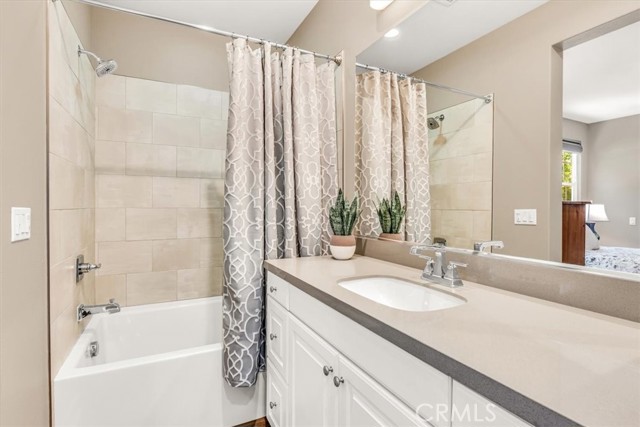 11 Risa Street, Rancho Mission Viejo CA: https://media.crmls.org/medias/6ad62ff9-d451-4bff-91da-28e6bdf44f58.jpg