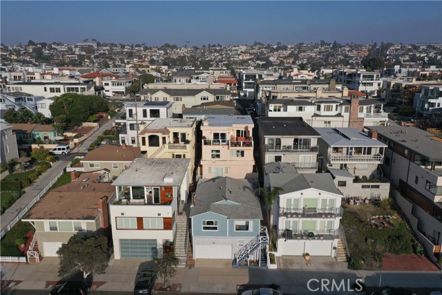 312 Manhattan Avenue, Manhattan Beach, California 90266, 2 Bedrooms Bedrooms, ,1 BathroomBathrooms,Residential,Sold,Manhattan Avenue,SB21244483