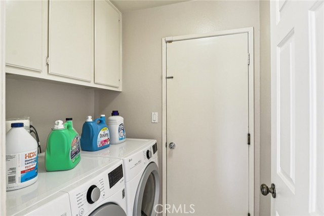 Detail Gallery Image 22 of 47 For 5667 Dartmoor Cir, Oceanside,  CA 92057 - 4 Beds | 3 Baths