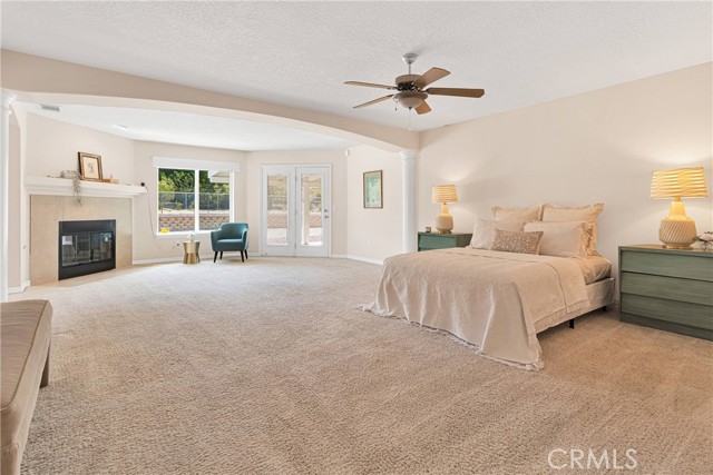 19410 Allegheny Court, Apple Valley CA: https://media.crmls.org/medias/6ad82238-222d-4c4a-9ebf-e96869638c31.jpg