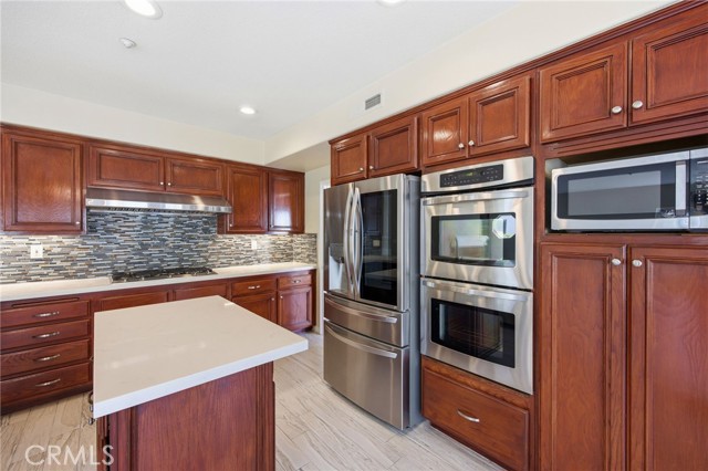 Detail Gallery Image 19 of 71 For 1504 Avenida De Nogales, San Clemente,  CA 92673 - 5 Beds | 3 Baths