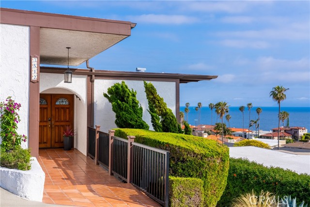 Detail Gallery Image 1 of 52 For 3512 Spearing Ave, San Pedro,  CA 90732 - 3 Beds | 2/2 Baths