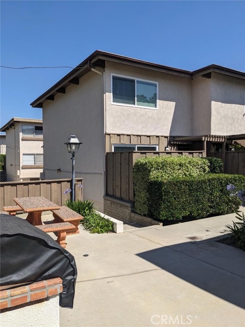 Detail Gallery Image 22 of 30 For 4591 Inglewood Blvd. #9,  Culver City,  CA 90230 - 2 Beds | 1/1 Baths