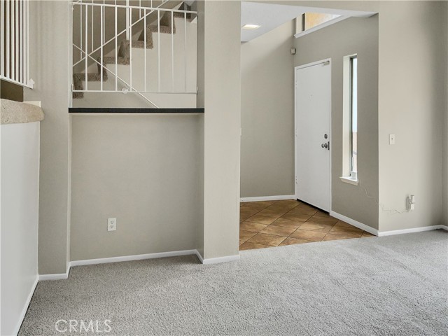 Detail Gallery Image 2 of 26 For 2024 S Bon View Ave #D,  Ontario,  CA 91761 - 3 Beds | 2/1 Baths