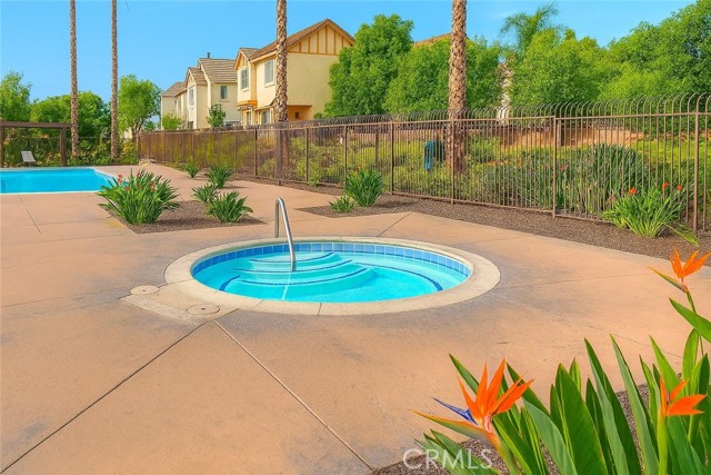 Detail Gallery Image 31 of 36 For 858 Calaveras, Corona,  CA 92878 - 4 Beds | 2/1 Baths