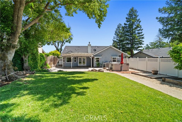 3014 California Park Drive, Chico CA: https://media.crmls.org/medias/6adad7f8-2f23-4e53-a89d-e9d8dda41a88.jpg