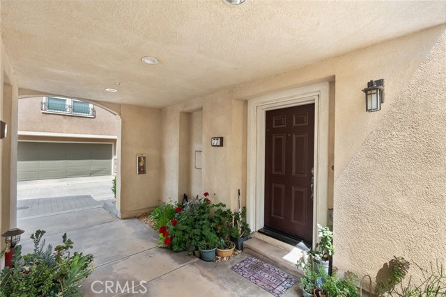 Detail Gallery Image 6 of 25 For 16706 Nicklaus Dr #77,  Sylmar,  CA 91342 - 2 Beds | 2 Baths