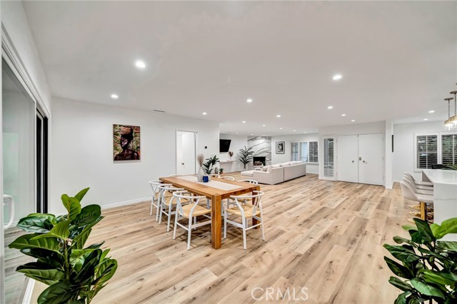 Detail Gallery Image 42 of 75 For 16127 Hartsook St, Encino,  CA 91436 - 4 Beds | 2/1 Baths