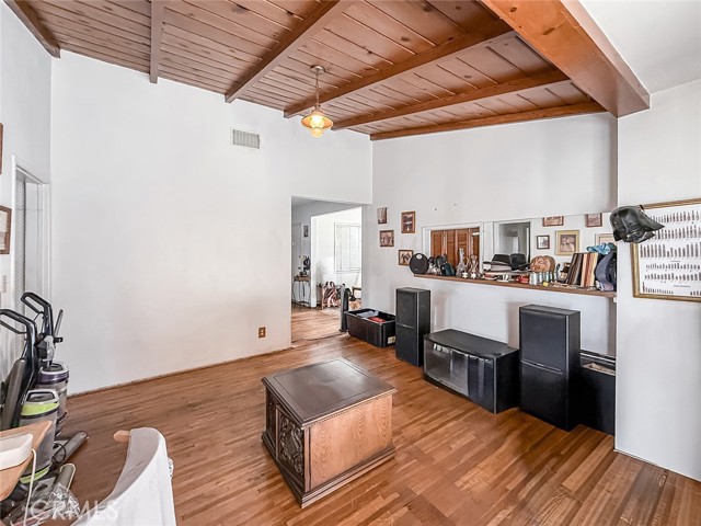 Detail Gallery Image 20 of 39 For 6223 Klump, North Hollywood,  CA 91606 - 2 Beds | 1 Baths