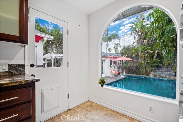 5362 Yolanda Avenue, Tarzana CA: https://media.crmls.org/medias/6adc24e7-57a4-4b98-82ef-29fd9f1ce481.jpg