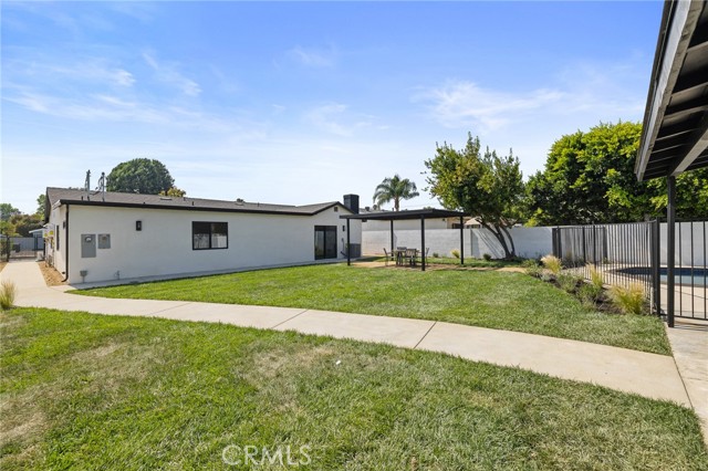 8840 Valjean Avenue, North Hills CA: https://media.crmls.org/medias/6add6e6f-a38c-4528-a716-2690a9f49822.jpg