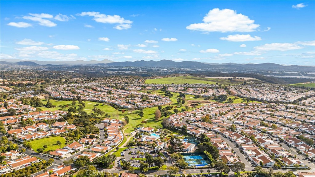 MLS #OC25270461 image #34