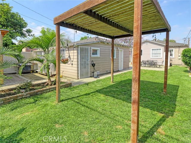 5960 Lime Avenue, Long Beach CA: https://media.crmls.org/medias/6addc663-d408-438a-bba0-8c3262a56737.jpg
