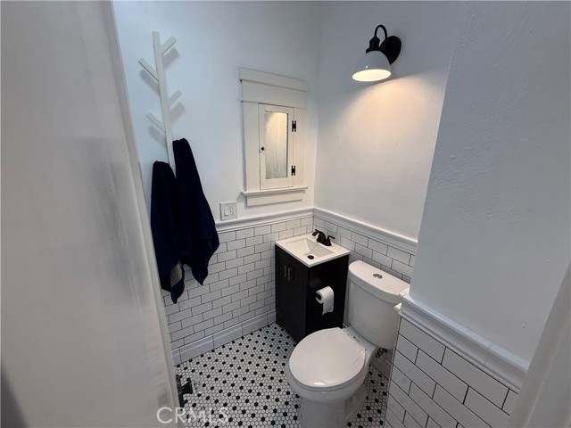 354 Chestnut Avenue, Long Beach CA: https://media.crmls.org/medias/6addeb48-7f8e-4a17-8a80-516f064c3118.jpg