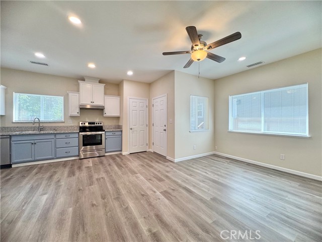 818 Chestnut Street, Chico CA: https://media.crmls.org/medias/6adea894-6f54-4541-85e7-9d5401ec9c77.jpg