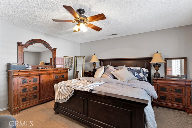 Detail Gallery Image 16 of 36 For 13976 Apple Valley Rd, Apple Valley,  CA 92307 - 3 Beds | 2 Baths