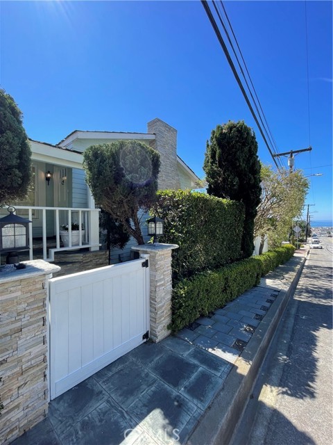 Detail Gallery Image 29 of 29 For 952 2nd. Street, Manhattan Beach,  CA 90266 - 5 Beds | 3 Baths