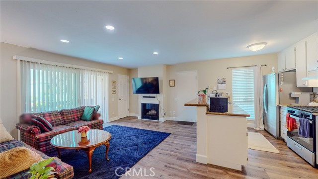 Detail Gallery Image 6 of 24 For 2859 S Fairview St #C,  Santa Ana,  CA 92704 - 1 Beds | 1 Baths