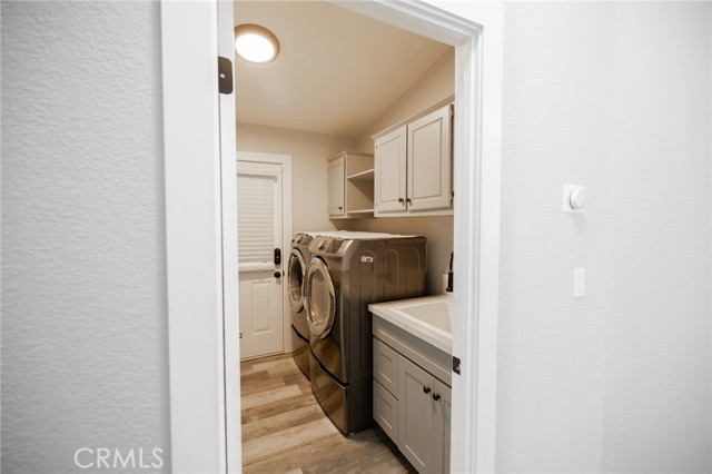 Detail Gallery Image 8 of 23 For 320 N Park Vista St #151,  Anaheim,  CA 92806 - 4 Beds | 2 Baths