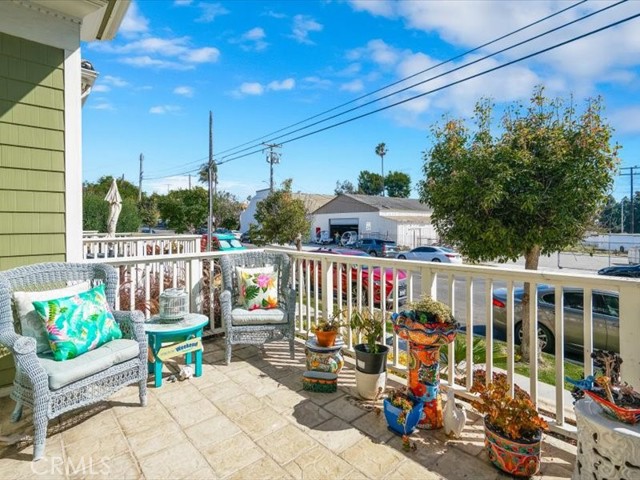 536 Francisca Avenue, Redondo Beach, California 90277, 2 Bedrooms Bedrooms, ,3 BathroomsBathrooms,Residential,Sold,Francisca,SB23154476