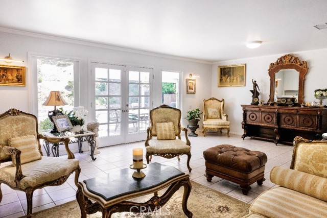 Detail Gallery Image 16 of 59 For 26261 Veva Way, Calabasas,  CA 91302 - 4 Beds | 2 Baths