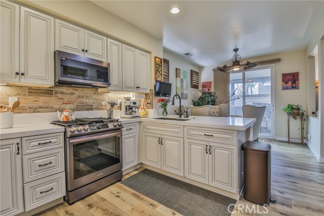 Detail Gallery Image 29 of 65 For 12822 Zinnea Ave, Chino,  CA 91710 - 4 Beds | 2/1 Baths