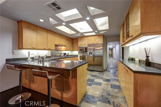12841 Bloomfield Street, Studio City CA: https://media.crmls.org/medias/6ae22962-6ded-43e4-80ba-53037225b394.jpg