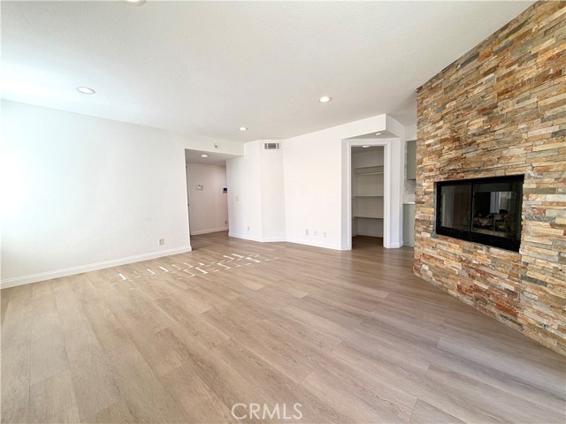 Detail Gallery Image 14 of 59 For 30219 Corte Cantera, Temecula,  CA 92591 - 4 Beds | 3/1 Baths