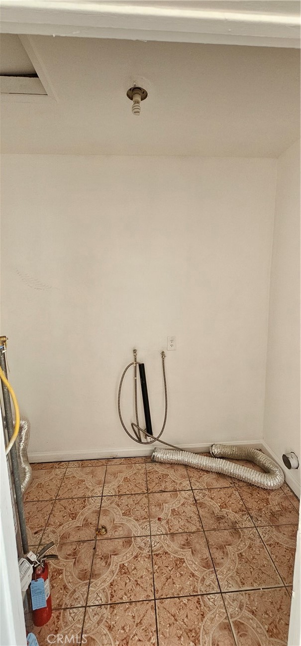 1128 Huff Street, San Bernardino CA: https://media.crmls.org/medias/6ae29563-30b7-4c46-9b56-df58dc2e8344.jpg