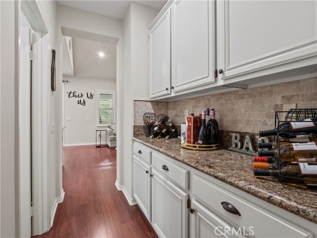 Detail Gallery Image 14 of 39 For 28532 Agajanian, Saugus,  CA 91390 - 4 Beds | 3 Baths