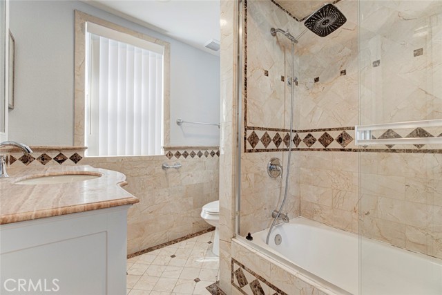 14537 Wyandotte photo 20
