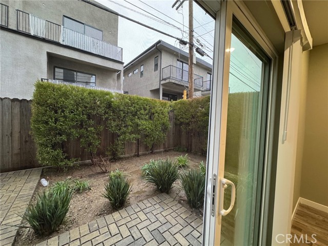 Detail Gallery Image 18 of 29 For 621 N Normandie Ave, Los Angeles,  CA 90004 - 5 Beds | 5 Baths