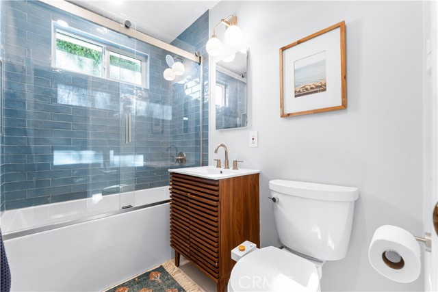 6023 Acacia Avenue, Whittier CA: https://media.crmls.org/medias/6ae37b78-d85e-4aad-8e25-3b159fa710df.jpg