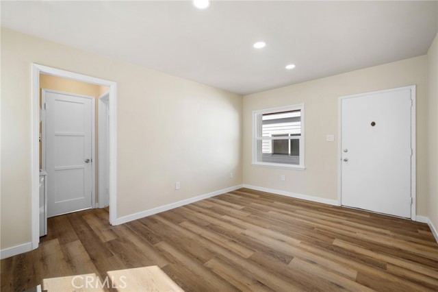 908 East Maple, A photo 6