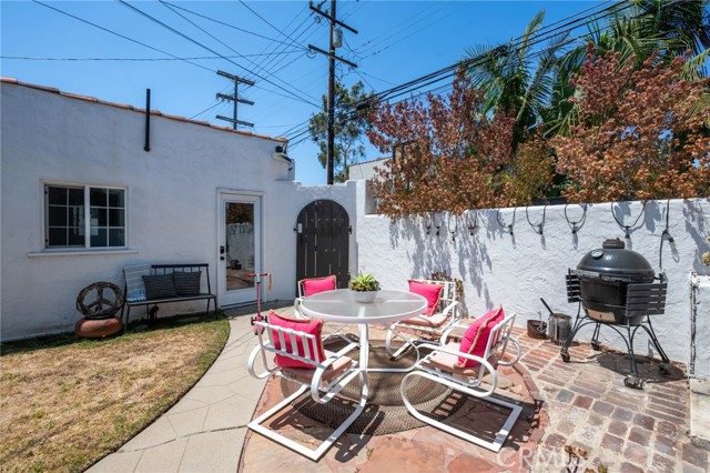 Detail Gallery Image 34 of 47 For 5022 E Broadway, Long Beach,  CA 90803 - 2 Beds | 2 Baths