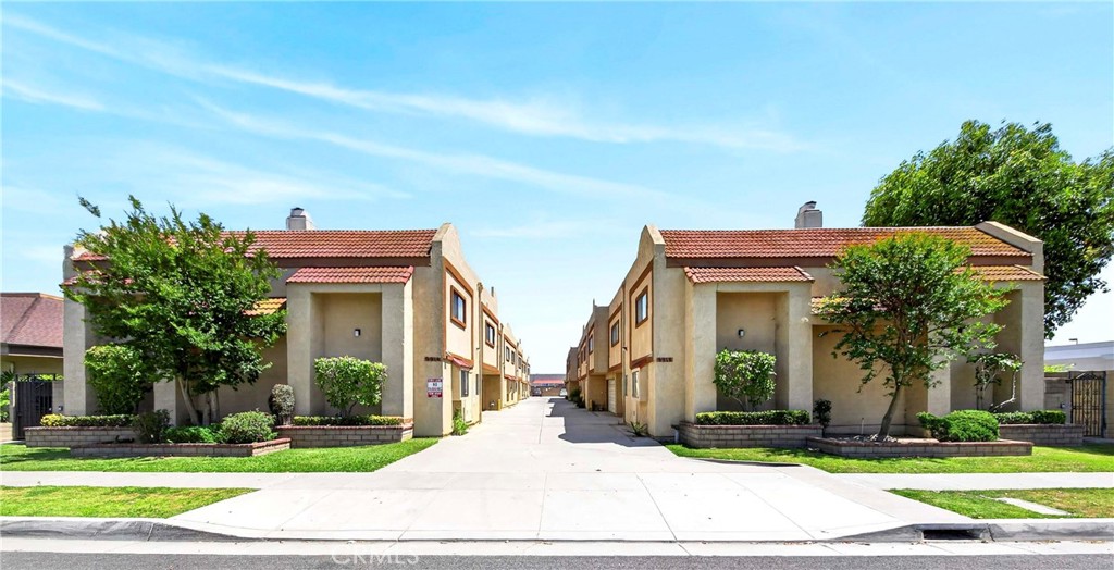 9914 Tweedy Lane #C