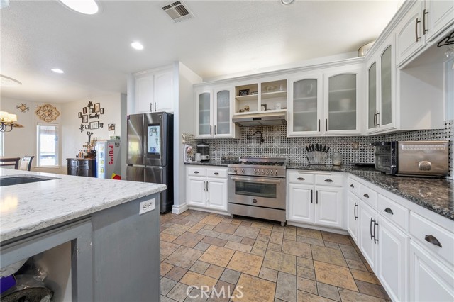 Detail Gallery Image 30 of 75 For 7172 Jargon St, Hesperia,  CA 92344 - 4 Beds | 3/1 Baths