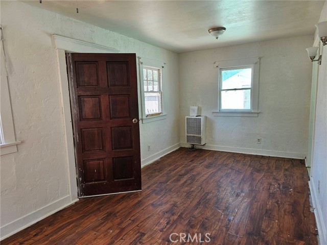 224 N Bixel, Los Angeles CA: https://media.crmls.org/medias/6ae7f427-ce4a-4ff3-891b-e6a0708c6f61.jpg