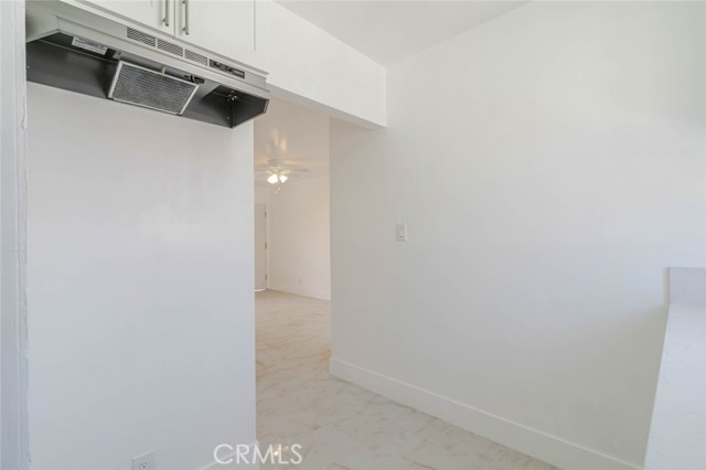 Detail Gallery Image 11 of 20 For 1116 S Berendo St #5,  Los Angeles,  CA 90006 - 2 Beds | 1 Baths