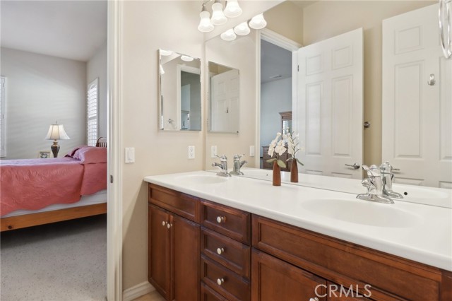 1665 Camino Sueno, Hemet CA: https://media.crmls.org/medias/6aea61af-9727-4b6e-8052-8a4cd747c334.jpg