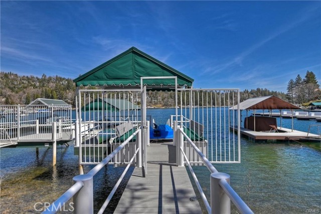 Detail Gallery Image 49 of 52 For 27513 W Shore Rd, Lake Arrowhead,  CA 92352 - 6 Beds | 4/1 Baths