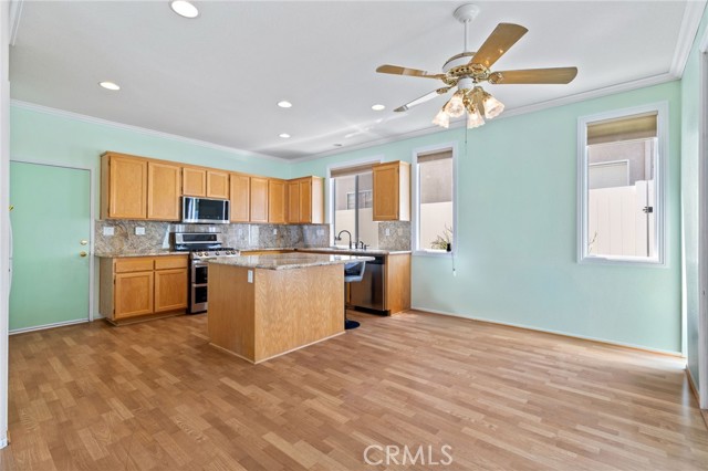 Image 6 of 42 For 23832 Matador Way