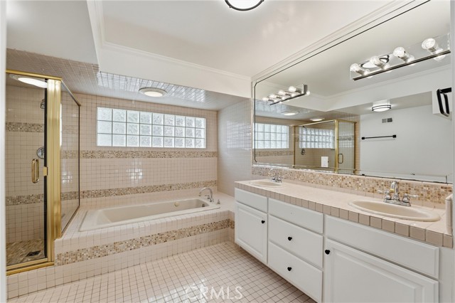 Detail Gallery Image 12 of 23 For 424 Mendoza Ter, Corona Del Mar,  CA 92625 - 3 Beds | 6 Baths